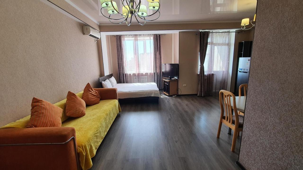 Orange Apartment With Panoramic View Bishkek Exterior foto